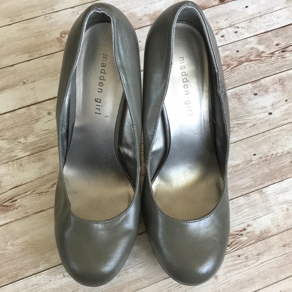 Madden Girl Gray Round Toe Heel Size 10 - Picture 5 of 8